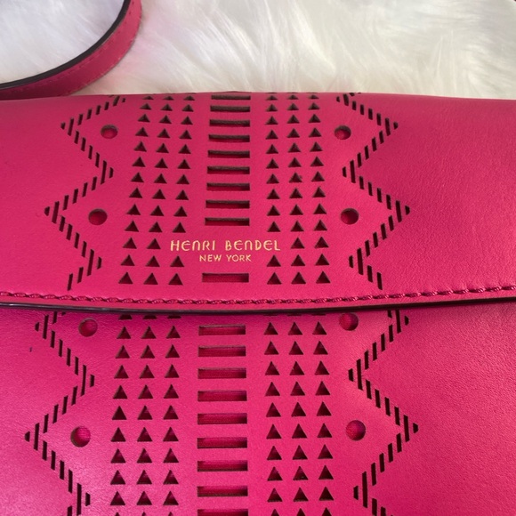 Henri Bendel Pink Circle Bag - Picture 2 of 14